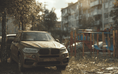 Брошенная машина во дворе. Куда обращаться