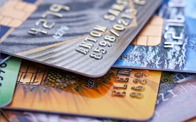 МФО снимает деньги с карт должников. Возможно ли такое